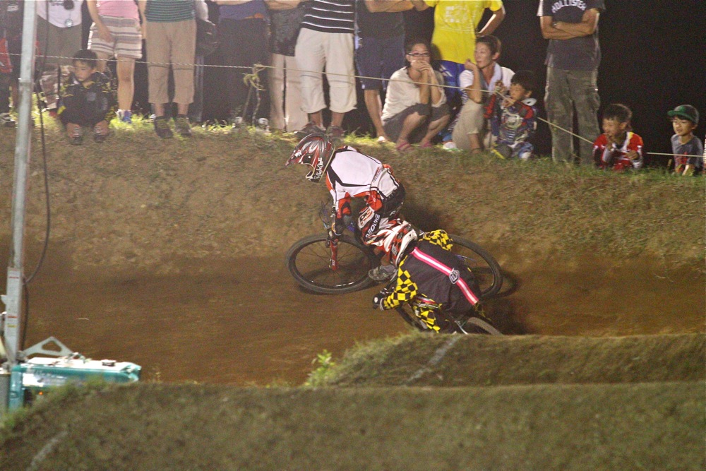 2011 JOSF Japan Open Night Race #16 MTBキッズ決勝_b0136231_17492037.jpg