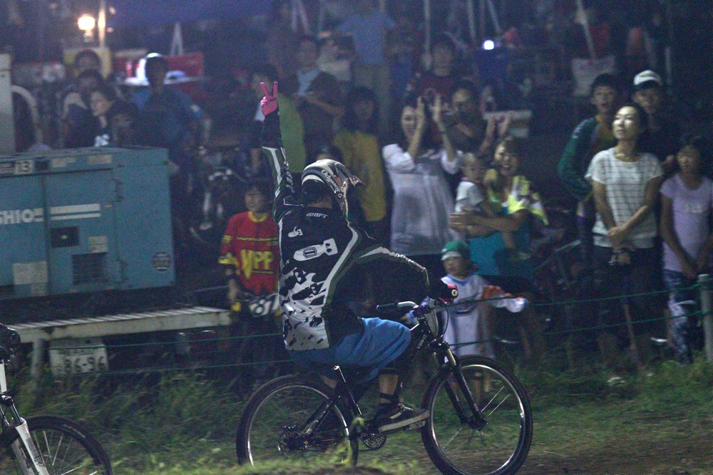 2011 JOSF Japan Open Night Race #18 MTB30オーバー決勝_b0136231_18455425.jpg