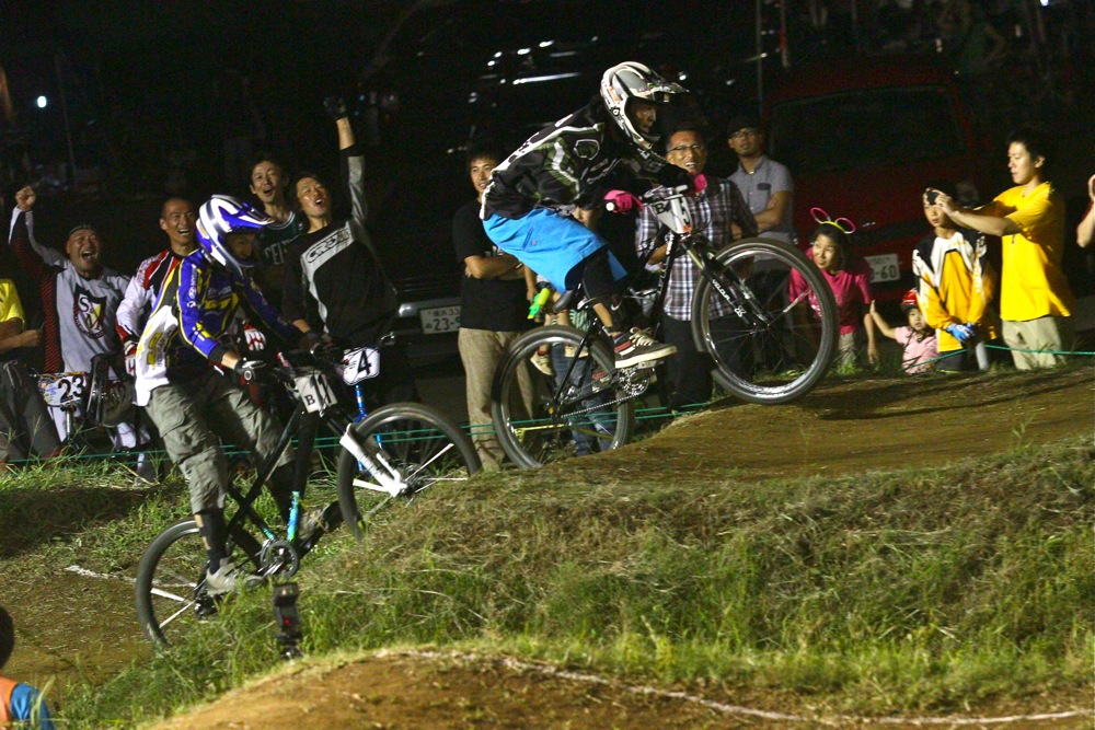 2011 JOSF Japan Open Night Race #18 MTB30オーバー決勝_b0136231_18464286.jpg