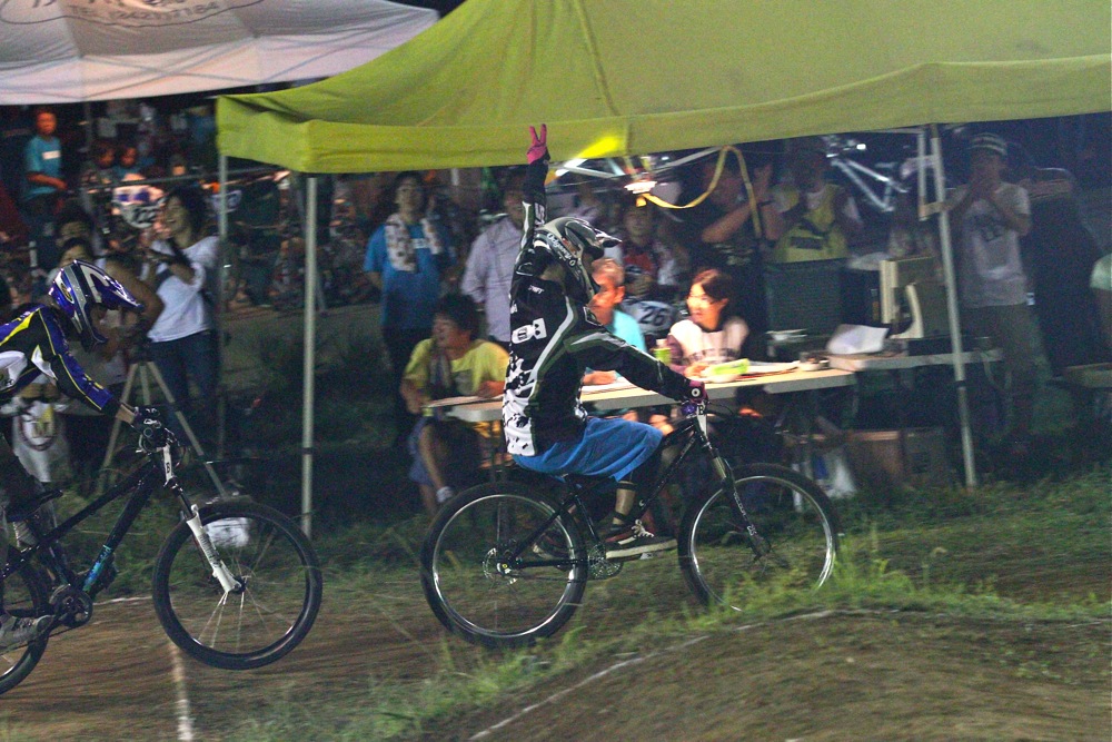 2011 JOSF Japan Open Night Race #18 MTB30オーバー決勝_b0136231_1846827.jpg