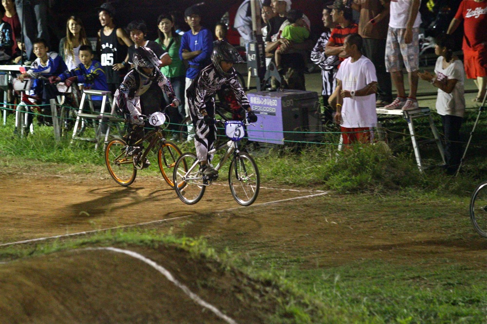 2011 JOSF Japan Open Night Race #19 ジュニア準決勝_b0136231_211525.jpg