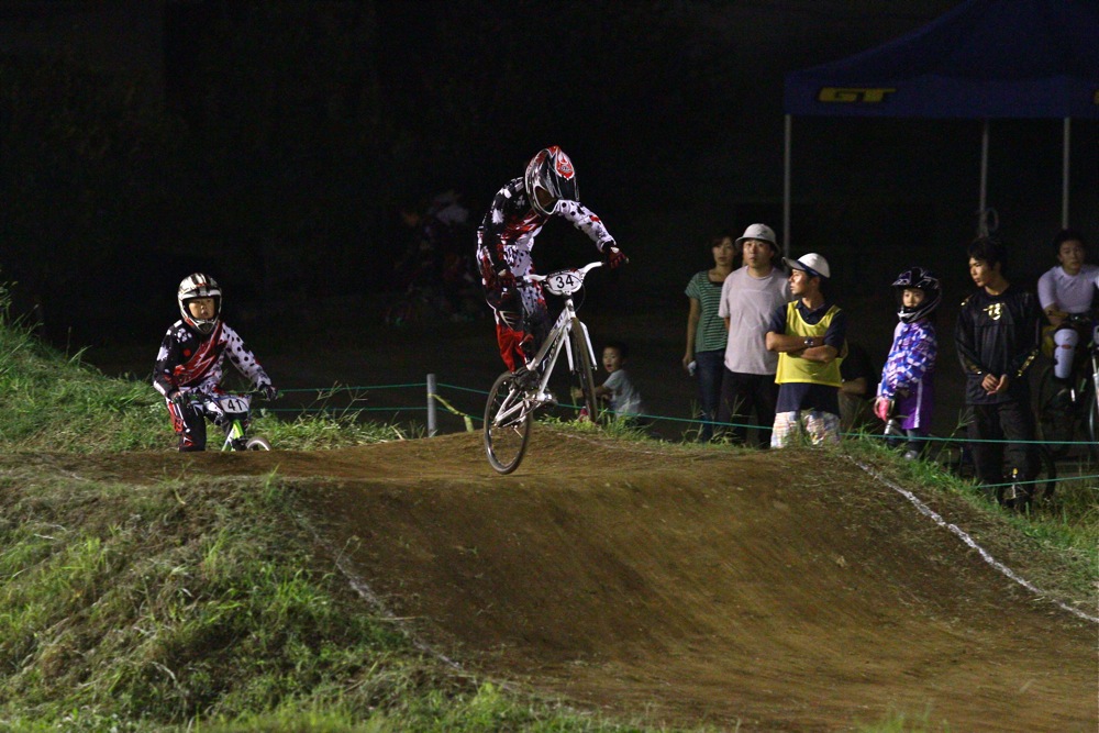 2011 JOSF Japan Open Night Race #19 ジュニア準決勝_b0136231_2121292.jpg