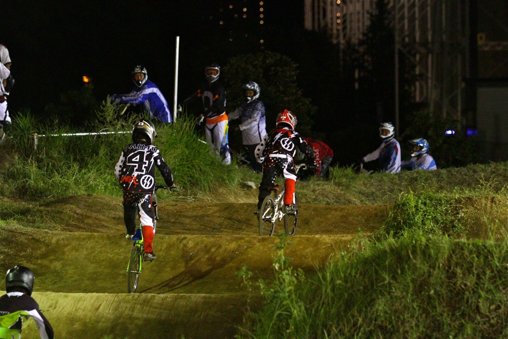 2011 JOSF Japan Open Night Race #19 ジュニア準決勝_b0136231_212366.jpg