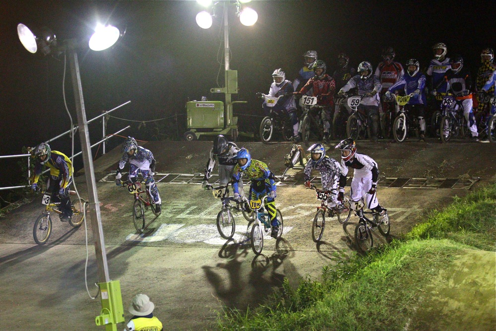 2011 JOSF Japan Open Night Race #20 14オーバー準決勝_b0136231_21312346.jpg