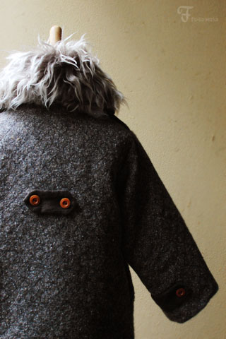 2011 QUATRE PETALES autumn/winter vol.3_d0227246_1232530.jpg
