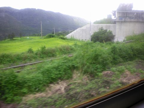 盛夏に深緑の山を走る3 (豊肥本線)_b0005281_12394370.jpg