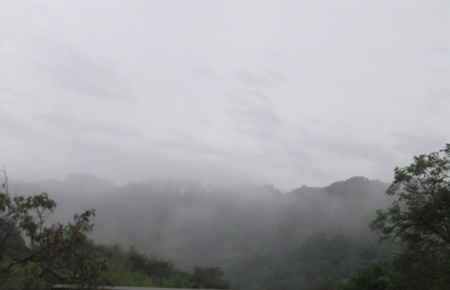 近づく15号台風_f0215591_3113122.jpg