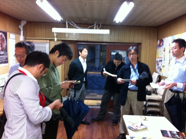 秋田県湯沢市の商店街の方達が上古町の視察に来られました！_d0039111_10581443.jpg