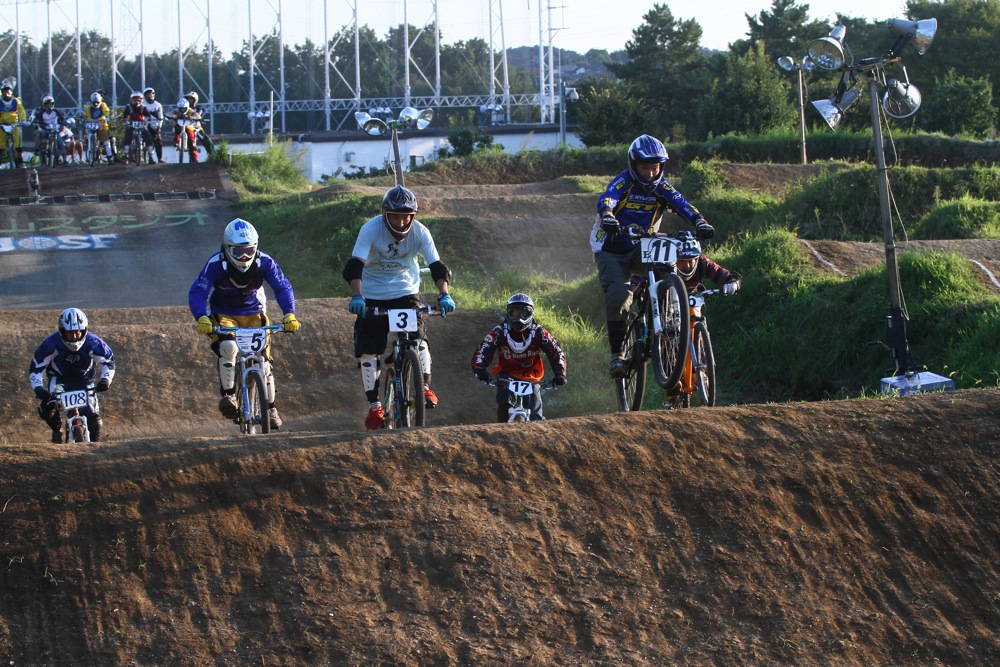 2011 JOSF Japan Open Night Race #23 予選モトその2_b0136231_0152349.jpg