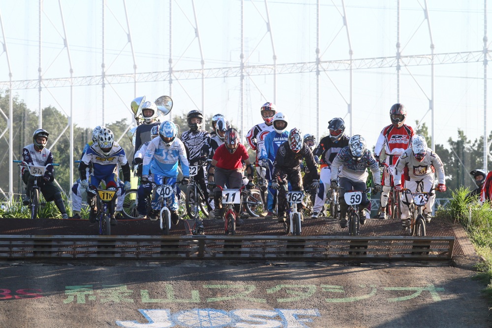 2011 JOSF Japan Open Night Race #23 予選モトその2_b0136231_0185282.jpg