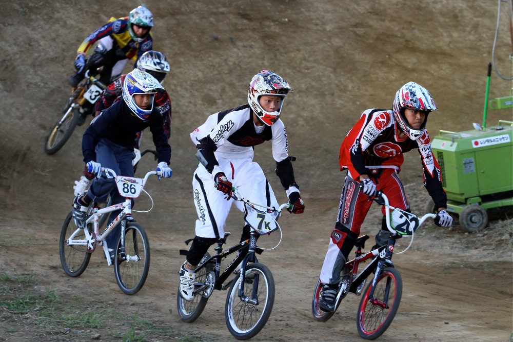 2011 JOSF Japan Open Night Race #24 予選モトその3_b0136231_056355.jpg