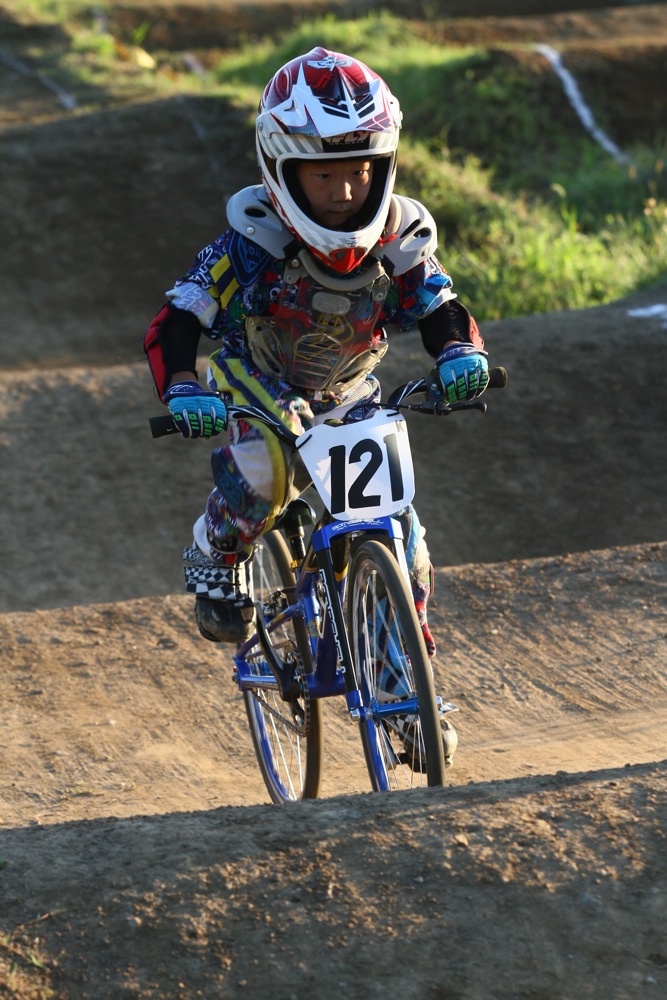 2011 JOSF Japan Open Night Race #24 予選モトその3_b0136231_057111.jpg