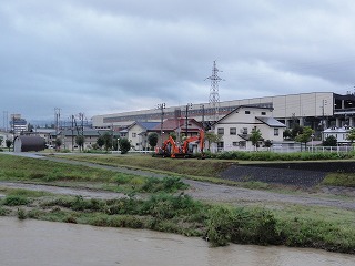 朝から雨です_a0084753_13314365.jpg