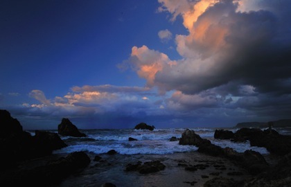 夕方には急激に回復して行く天気を見ながらかなり期待して浦富海岸へ...._b0194185_23374276.jpg