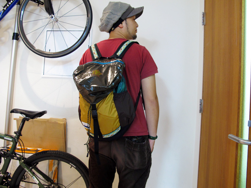 ficouture(フィクチュール) PACKABLE TRAVEL BACK PACK_d0216986_19163114.jpg