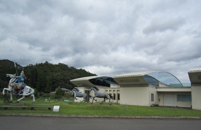 「日本・モンゴル民族博物館」と「シルク温泉」_b0162442_16451332.jpg