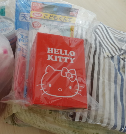キティ入り支援物資_d0165645_13475656.png