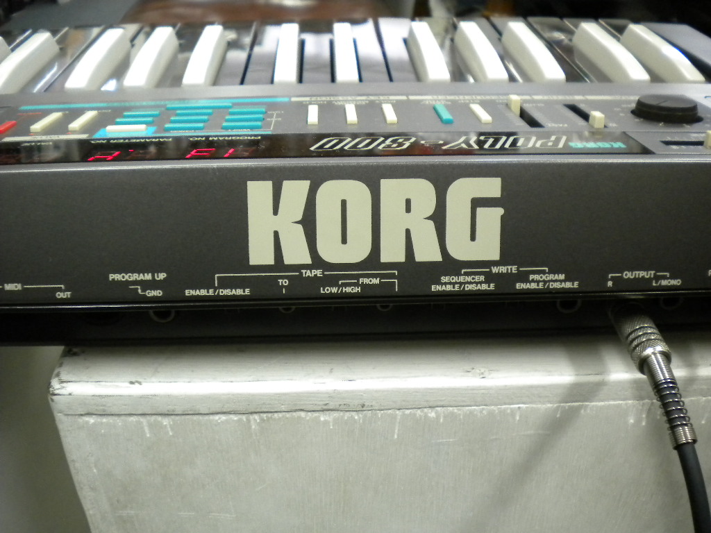KORG POLY-800試奏記 : 風流音色まねゑもん KORG POLY-800試奏記 : 風流音色まねゑもん