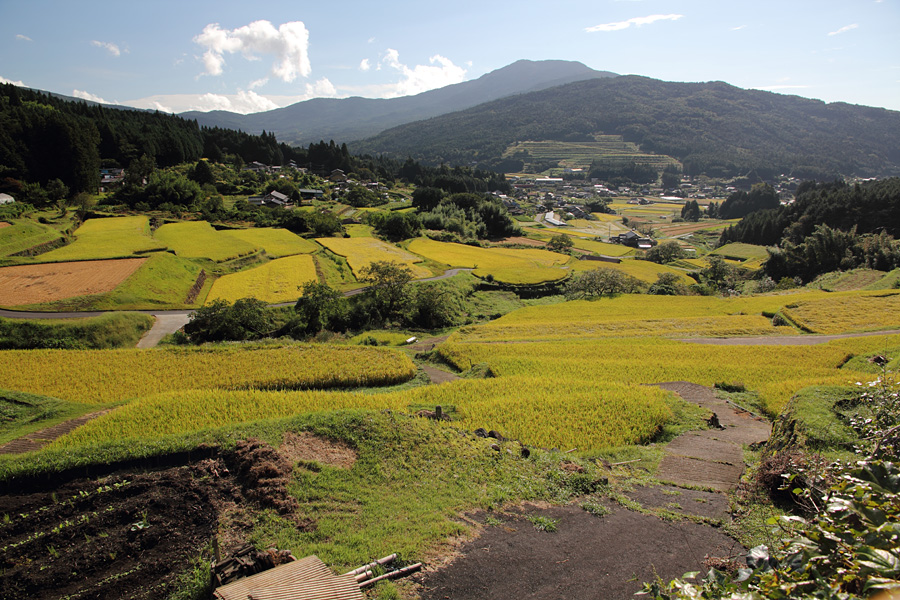 11.09.18：坂折棚田、岩村城跡、隠れ里、合流オフは晴れ渡る１_c0007190_19372335.jpg