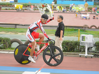 佐野伸弥選手・全日本トラックチャンピオンシップご報告&インプレッション!_c0003493_13494994.jpg