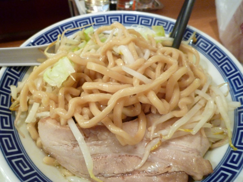 山岸一雄製麺所 池袋店_c0152767_21523369.jpg