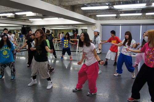 AEDワンダフォー公演決定!2011.10.10 _b0146633_17545273.jpg