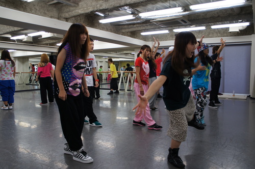 AEDワンダフォー公演決定!2011.10.10 _b0146633_17555330.jpg
