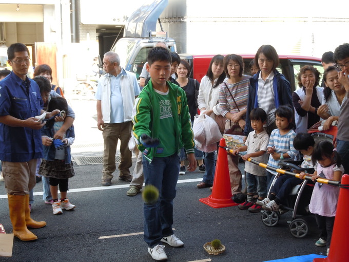 いが栗投げて初物Getする！_d0227044_2012965.jpg