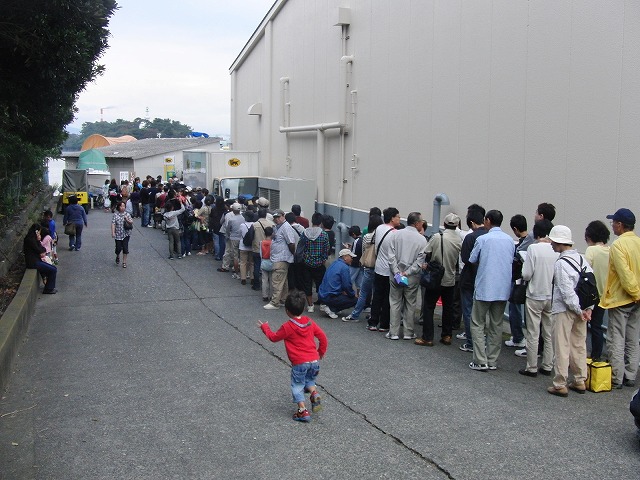 このプルプルの食感がたまらない! 田子の浦漁協「しらす祭り」_f0141310_7243832.jpg