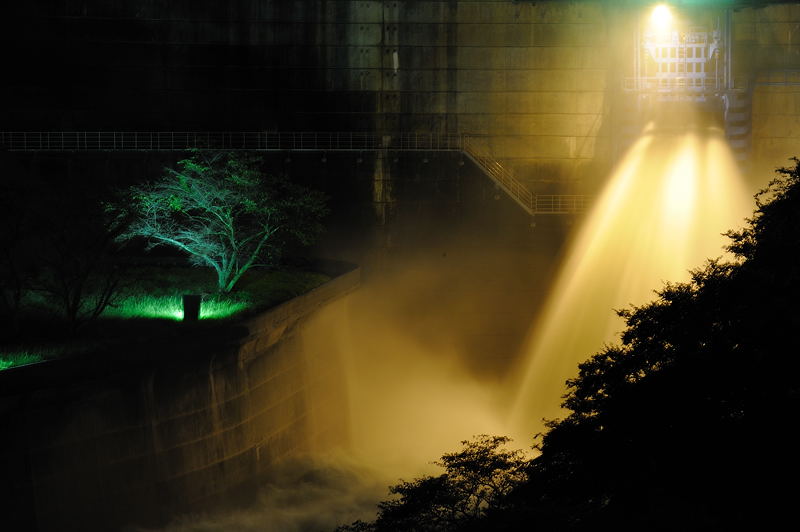天ヶ瀬ダム・放水ライトアップ_f0032011_19474912.jpg