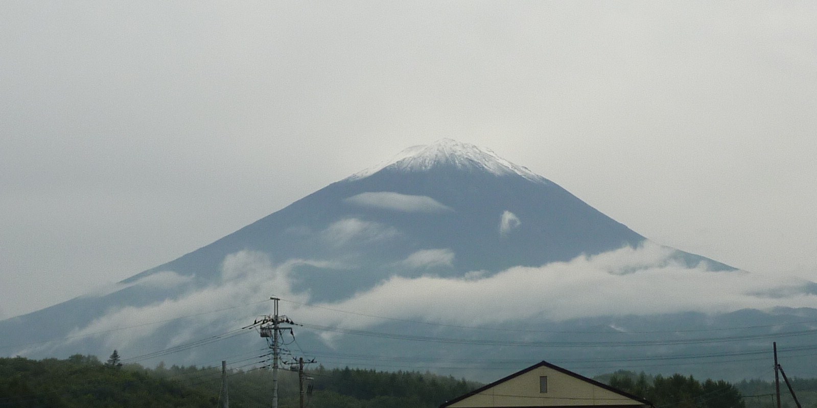 富士山、雪化粧！_c0228241_2218627.jpg