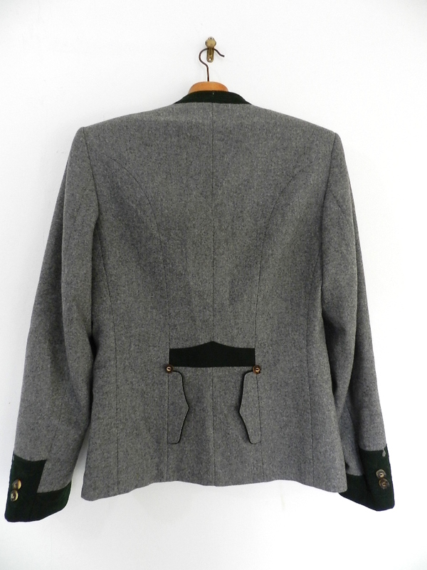 Tirolian jacket_f0226051_12375053.jpg