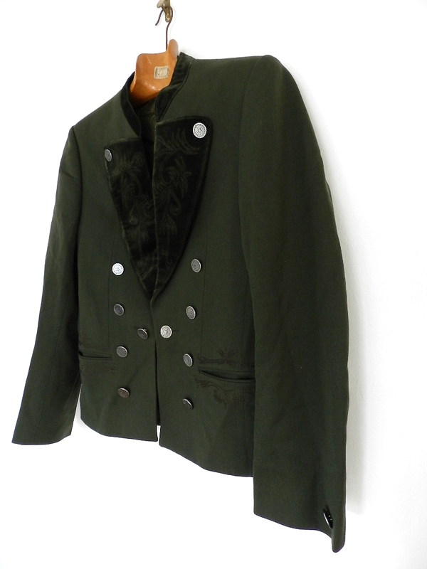 Tirolian jacket_f0226051_12423618.jpg