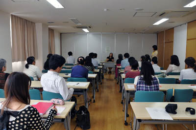 堀内裕子さんの講演会が開催されました_b0154492_1540498.jpg