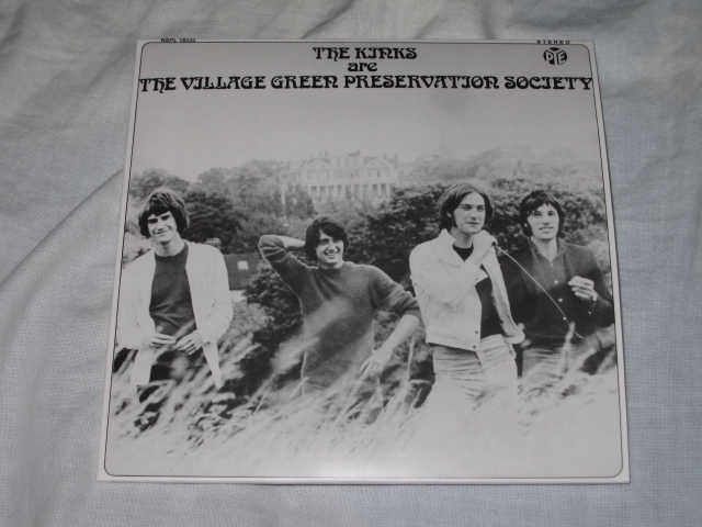 THE KINKS / THE KINKS ARE THE VILLAGE GREEN PRESERVATION SOCIETY ~ DELUXE EDTION~ (紙ジャケ)_b0042308_18271595.jpg