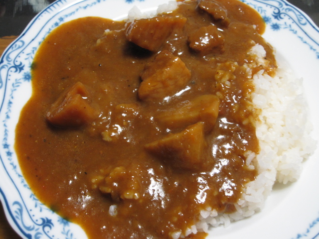 土浦ツェッペリンカレーデラックス￥400（レトルト）_b0042308_18595188.jpg