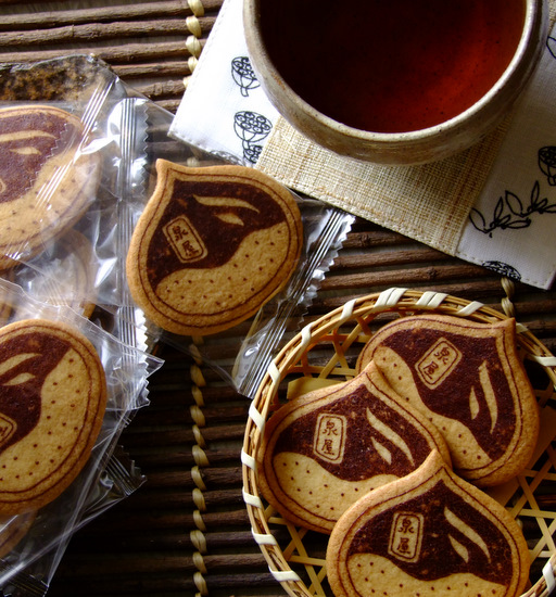 「泉屋東京店の栗のクッキー」_a0000029_10371924.jpg