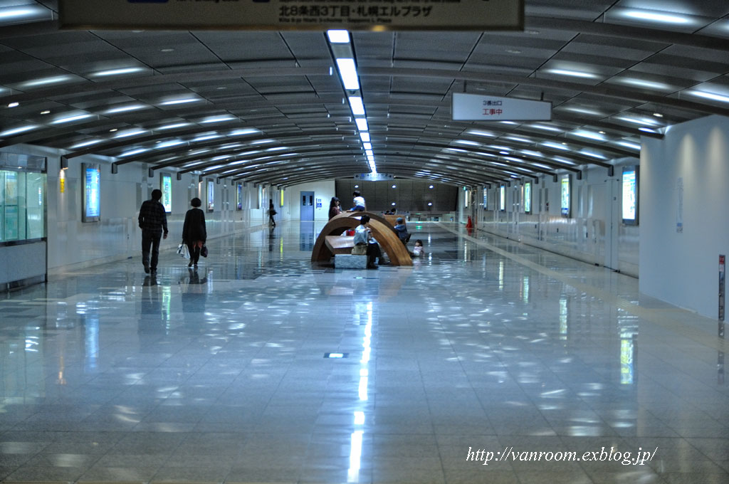 札幌駅北口地下通路_a0147537_21505187.jpg