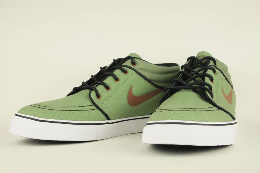 NIKE SB._b0110156_19334671.jpg