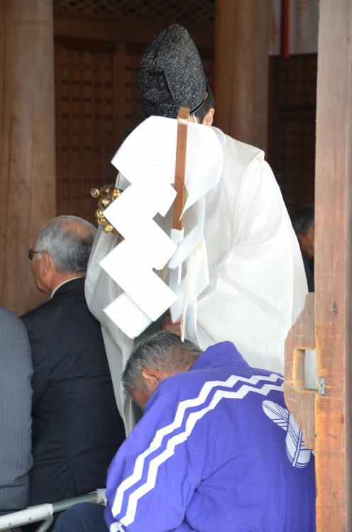 日頃見られない阿蘇神社と流鏑馬以外の田実祭の様子_b0123359_21463917.jpg