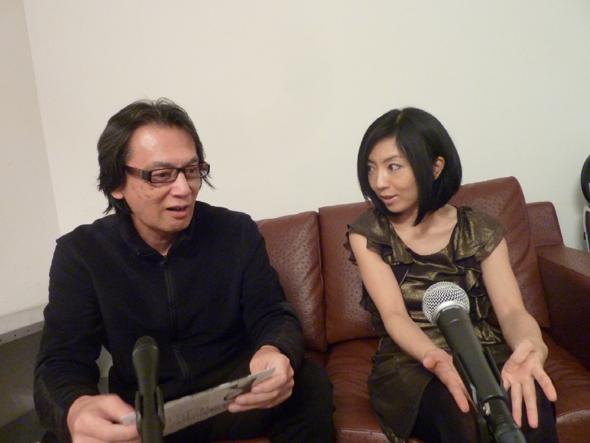 2011-09-27 山中千尋@丸の内「コットン・クラブ」_e0021965_9425233.jpg