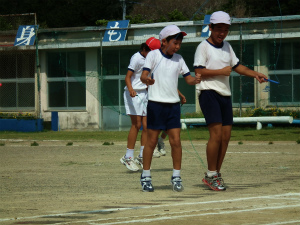 諸鈍小中学校運動会　その２　縄跳び_e0028387_21441129.jpg