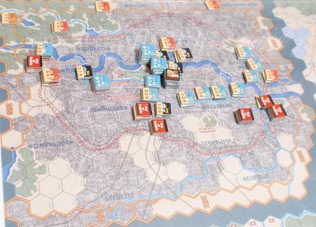 MiH>「神々の黄昏 ベルリン陥落1945年」をソロプレイ③ : マイケルの戦いはまだまだ続く MiH>「神々の黄昏 ベルリン陥落1945年」をソロプレイ③ : マイケルの戦いはまだまだ続く