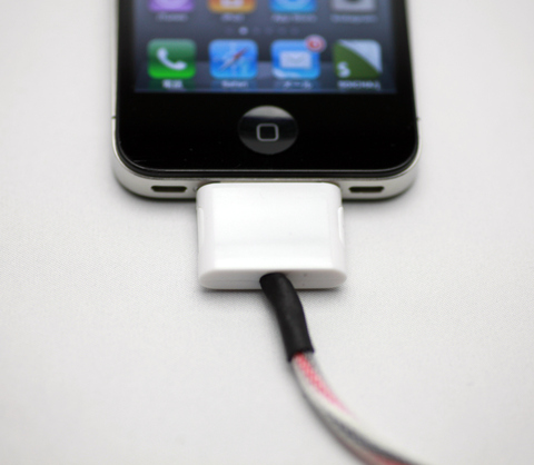 Iphone4sのオーディオdockケーブルアウト音質の実力 Iphone4とipad2との比較レビュー Musix Cables Wagnus Label Blog