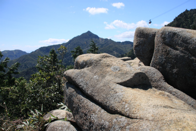 御在所中道から裏道へ　1212ｍ　　三重県_d0055236_11491574.jpg