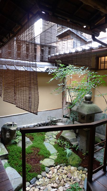 倚松庵(旧 後藤ムメ施主貸家・谷崎潤一郎邸)+旅館ぎおん森庄(旧 喜志元)_f0139570_0554891.jpg