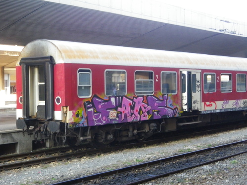 e0211273_12689.jpg