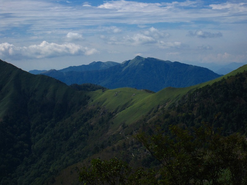 富士の池　（コリトリ）　から　一の森　～　槍戸山_b0124306_2111777.jpg