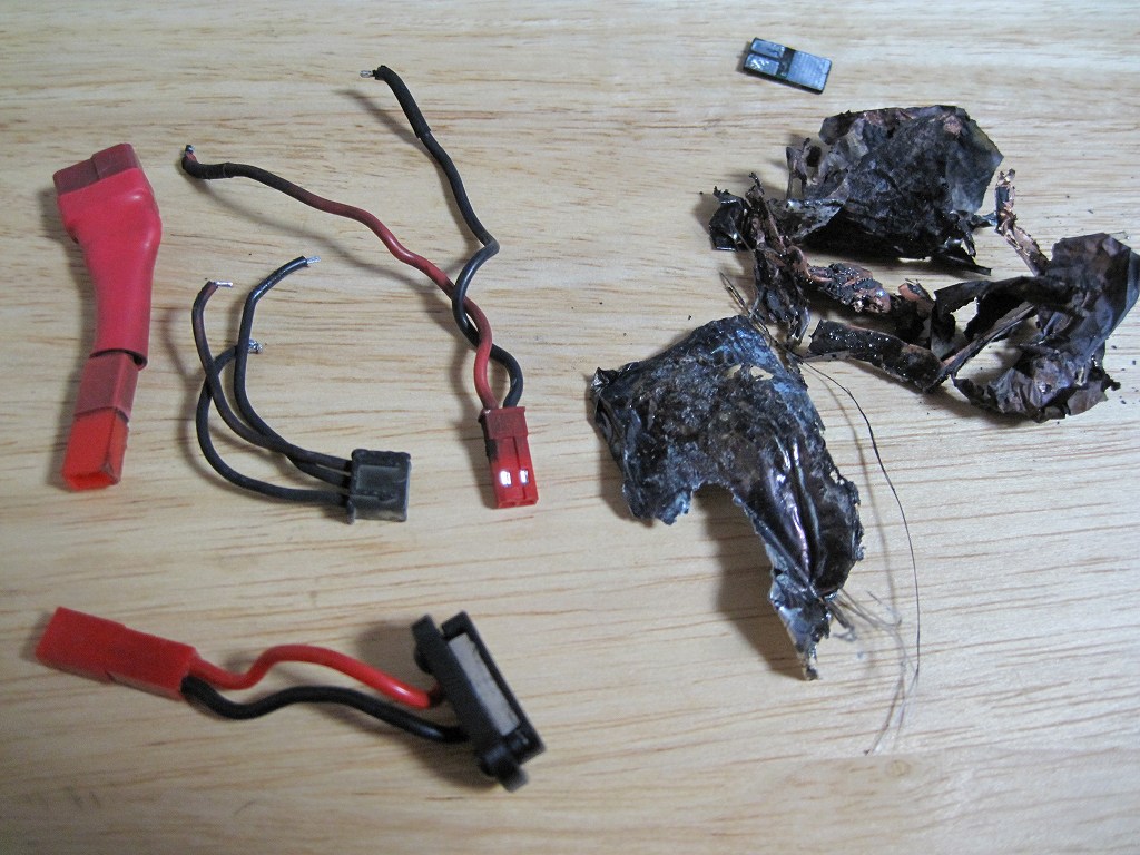 リポバッテリー 発火する Special Battle Forces