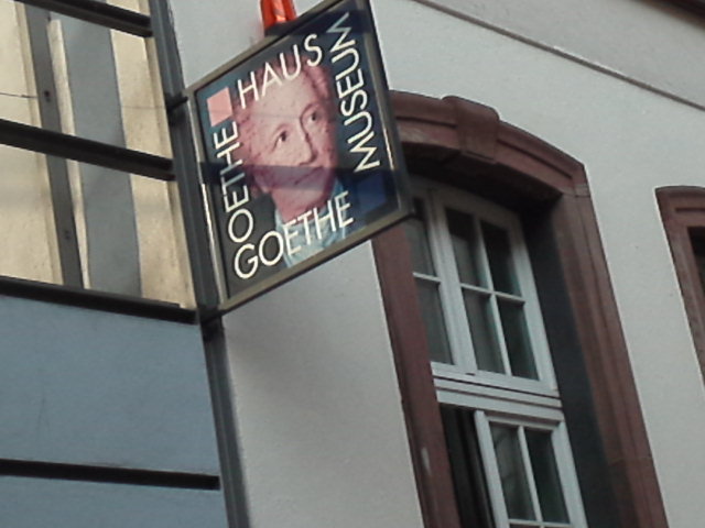 d0008724_13076.jpg